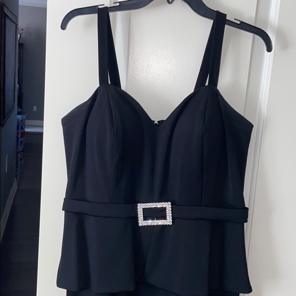 Dress - Picture 2 of 4